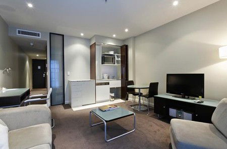 Mantra Hindmarsh Square - Accommodation Perth 4