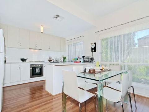 Century 21 SouthCoast: The Residence - Accommodation Perth 1