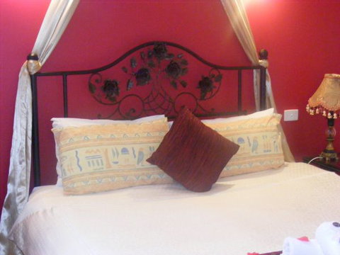 Weeroona Retreat B&B - Accommodation Perth 2