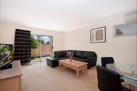 Hamilton Accommodation - Accommodation Perth 2