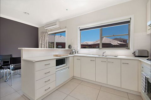 Hamilton Accommodation - Accommodation Perth 4