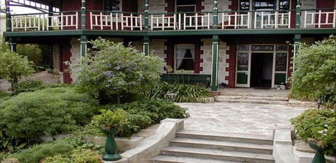 Warwick House - Accommodation Perth 1