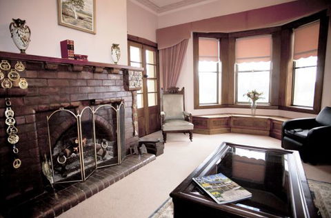 Beauchamp House - Accommodation Perth 3