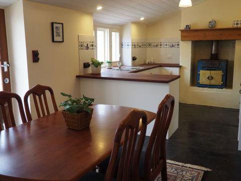 Cobblers Cottage - Accommodation Perth 3