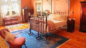 Buxton Manor - Accommodation Perth 0