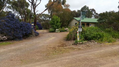 Padthaway Caravan Park - Accommodation Perth 5