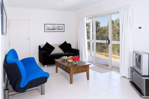 Allusion Cottages - Accommodation Perth 2