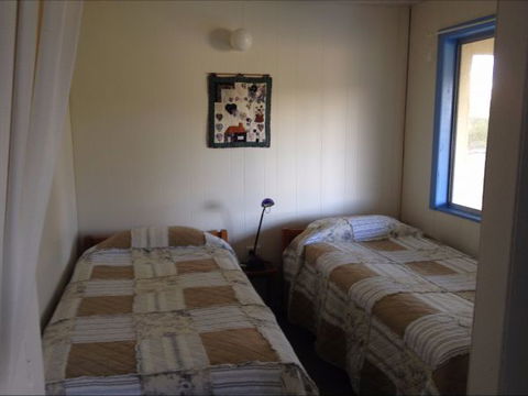 Avaleigh Elms Farmstay - Accommodation Perth 2