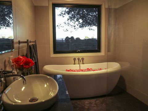 Ballachulish Farm Stay - Accommodation Perth 0