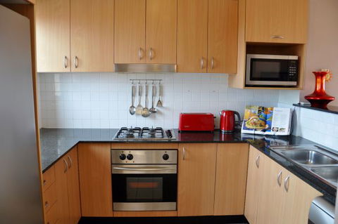 Best Apartment In The Heart Of Sydney’s Little Italy - Perth Resorts 4