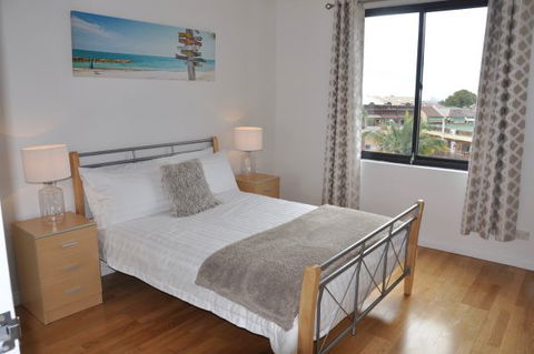 Best Apartment In The Heart Of Sydney’s Little Italy - Perth Resorts 7