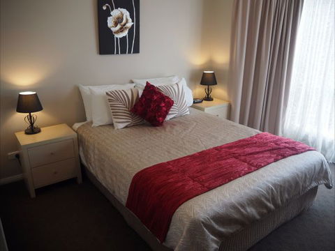 Bertha Street Serviced Apartments - Accommodation Perth 3