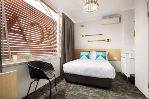 Caringbah Hotel - Perth Resorts 2