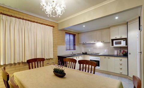 Comfort Inn And Suites Georgian - Accommodation Perth 4