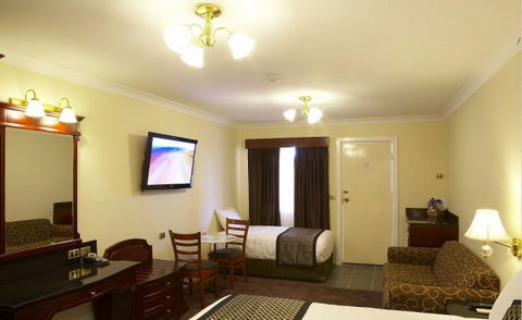 Comfort Inn And Suites Georgian - Accommodation Perth 7