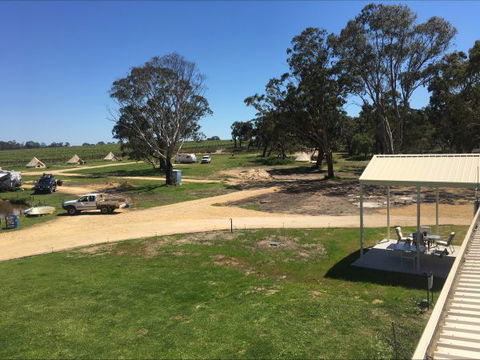 Coonawarra Bush Holiday Park - Accommodation Perth 3