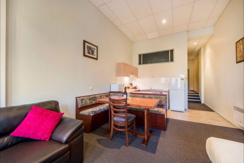 Falls Creek Country Club - Accommodation Perth 7