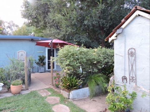 Garden Cottage B And B - Perth Resorts 6