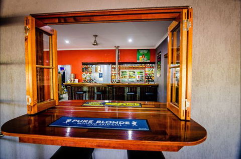 Goldfields Hotel And Finnigan's Rest - Accommodation Perth 4