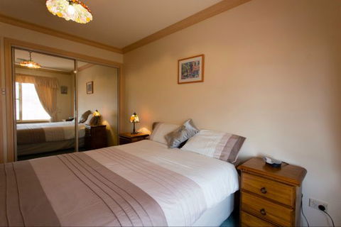 Hamer House - Accommodation Perth 1