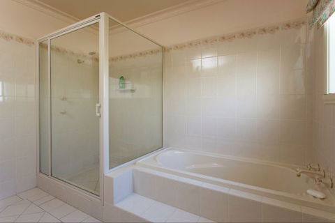 Hamer House - Accommodation Perth 4