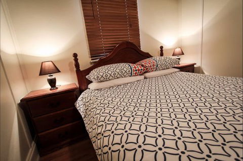 Heather's Mica Cottage - Perth Resorts 0
