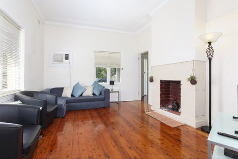 Le Bois Cottage - Accommodation Perth 1