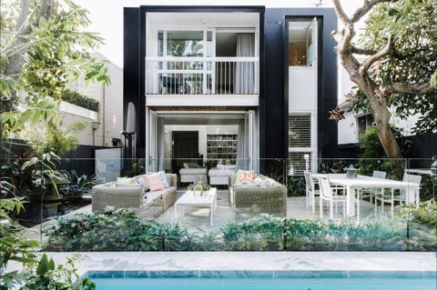 Luxico - Pearce Street - Accommodation Perth 0