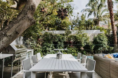 Luxico - Pearce Street - Accommodation Perth 1