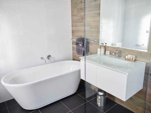 Moodemere Lake House - Perth Resorts 2