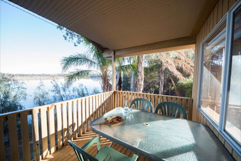 Mundic Waterfront Cottages - Accommodation Perth 5