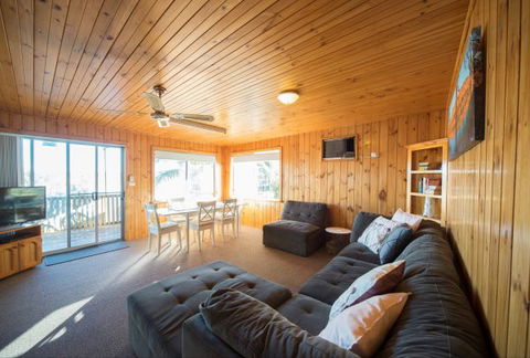 Mundic Waterfront Cottages - Accommodation Perth 8