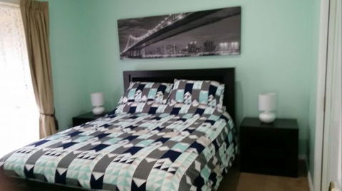 Numurkah Apartments - The Miekleljohn - Accommodation Perth 5