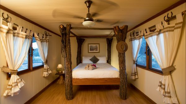 Amoonguna NT Accommodation Perth