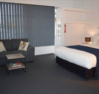 Penguin Seaside Motel - Accommodation Perth