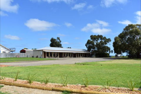 Port Albert Motel - Accommodation Perth 2
