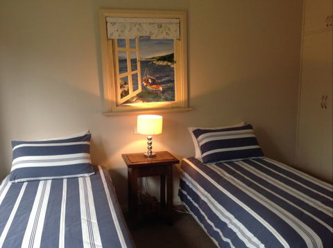 Queen Bee - Perth Resorts 3