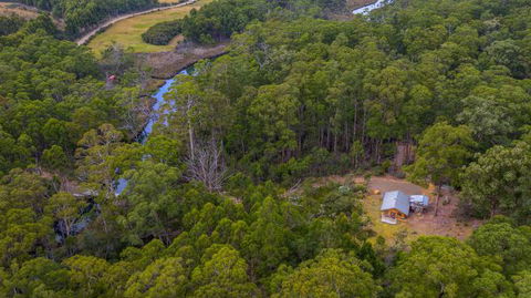 Saintys Creek Cottage - Accommodation Perth 1