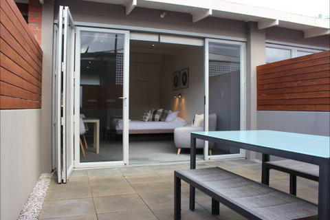 Sandy Bay Studio Apartment - Accommodation Perth 1