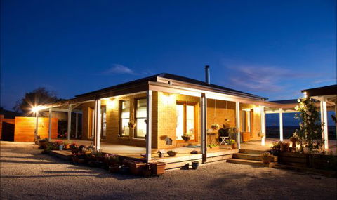 Sanctuary@Waratah - Accommodation Perth 0