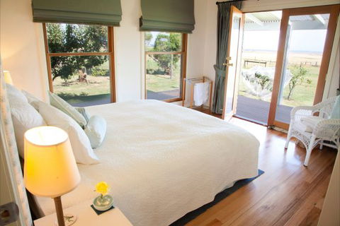 Sanctuary@Waratah - Accommodation Perth 5