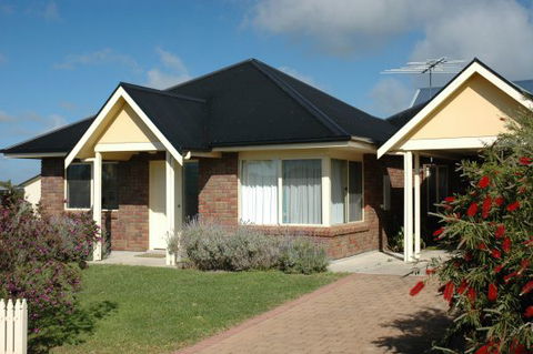 Seashells Apartments Unit 2 - Accommodation Perth 1