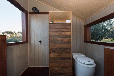 Shacky In The Olive Grove - Accommodation Perth 3