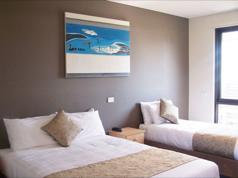 The Foreshore Motel & Tavern (Hobart) Lauderdale - Accommodation Perth 7