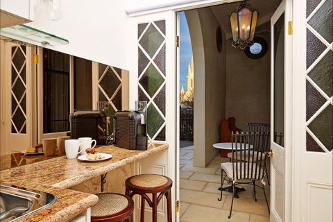 The Suites, Villa Belgravia - Accommodation Perth 7