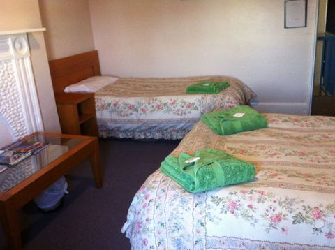 Victoria Hotel - Perth Resorts 3