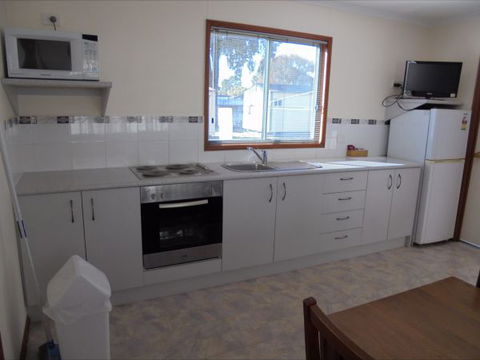 Wagga Wagga Tourist Park - Accommodation Perth 2