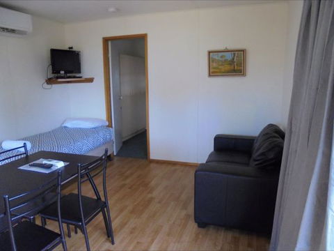 Wagga Wagga Tourist Park - Accommodation Perth 8
