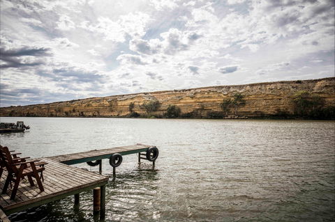 192 Page Drive Blanchetown -River Shack Rentals - Accommodation Perth 8