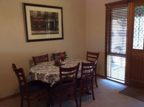 Abrigo Apartment - Accommodation Perth 2